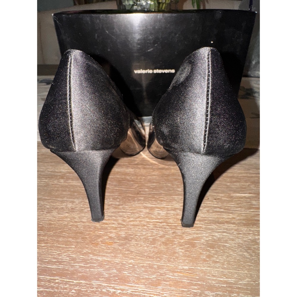 Valerie Stevens Black Satin Pointed Toe Clear Vinyl Heels Size 7M Pumps - Picture 6 of 8
